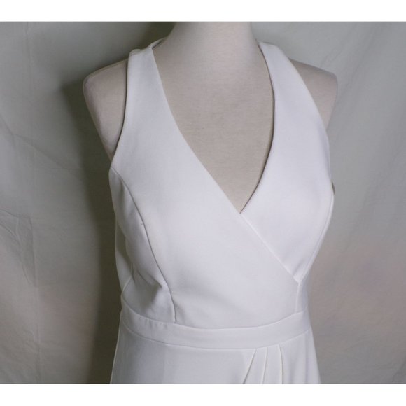 🆕 XSCAPE Tulip Hem Sleeveless Crepe Gown Dress Ivory 2 - Picture 7 of 11
